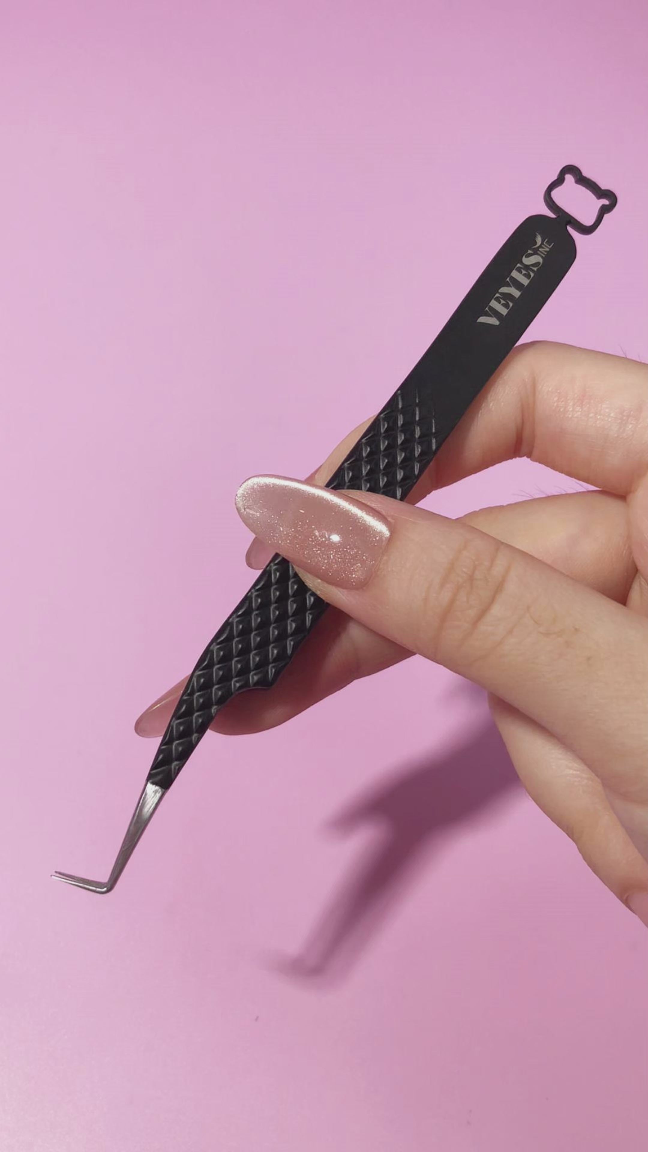 Noir N°1 - Fiber Lash Tweezer