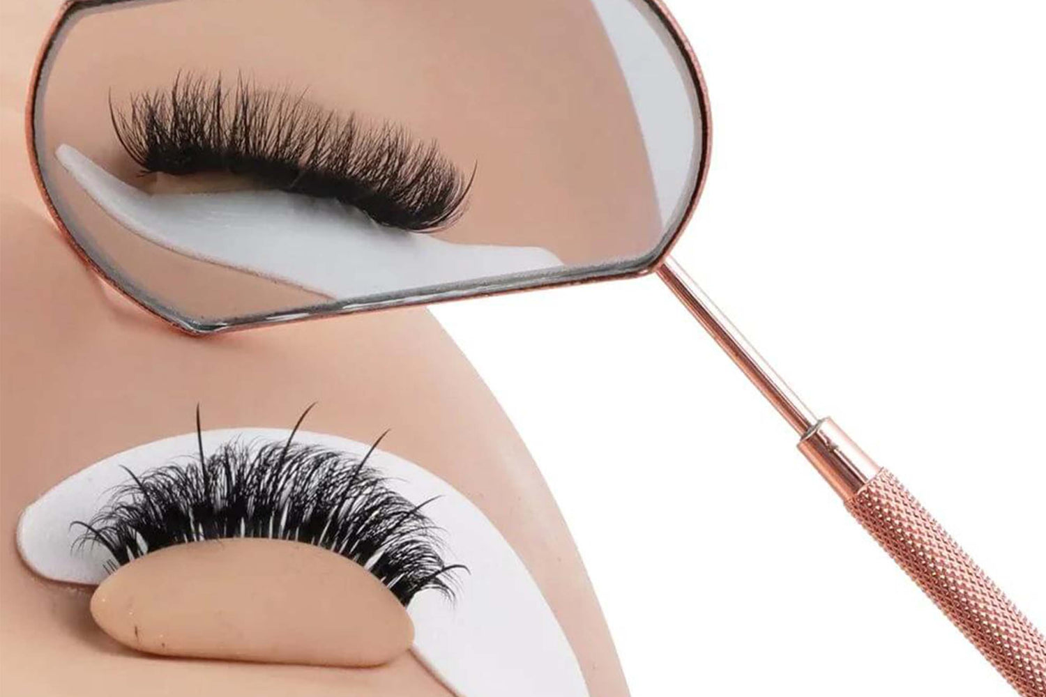 Lash Mirror: A Small Tool That Makes a Big Difference in Lash Extensions