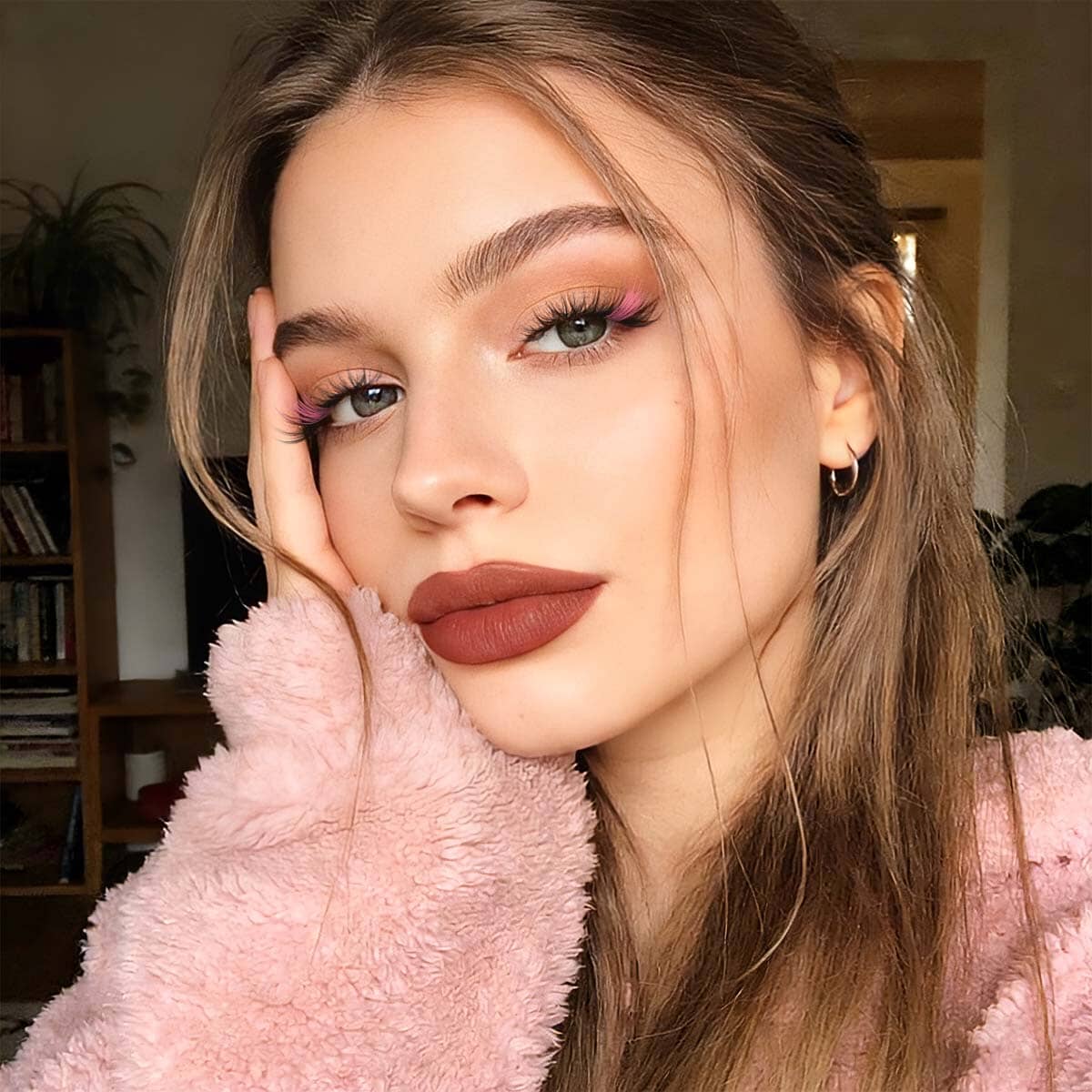 Pink Lash Extensions Guide: How to Wear the Trend with VEYES Color Lashes
