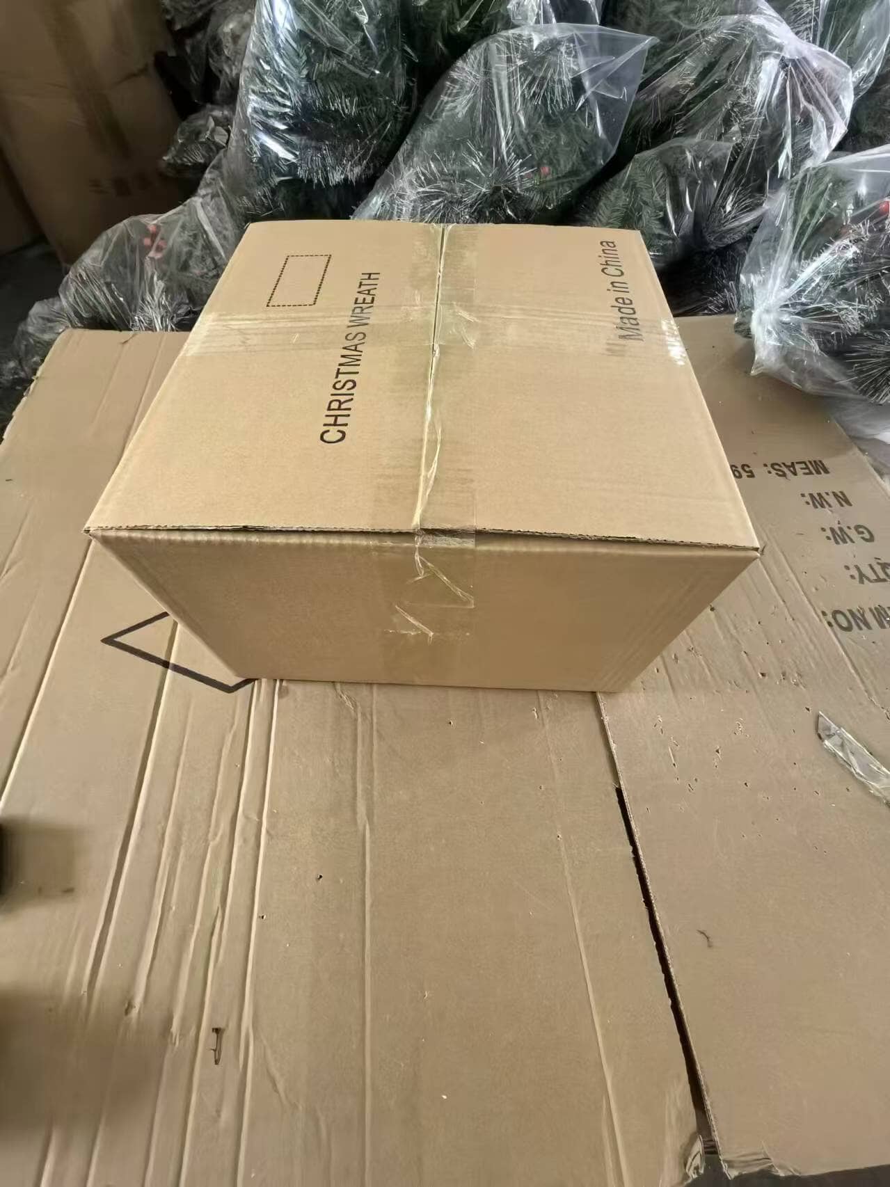 Christmas Wreath Lab Information Network Co., Limited 